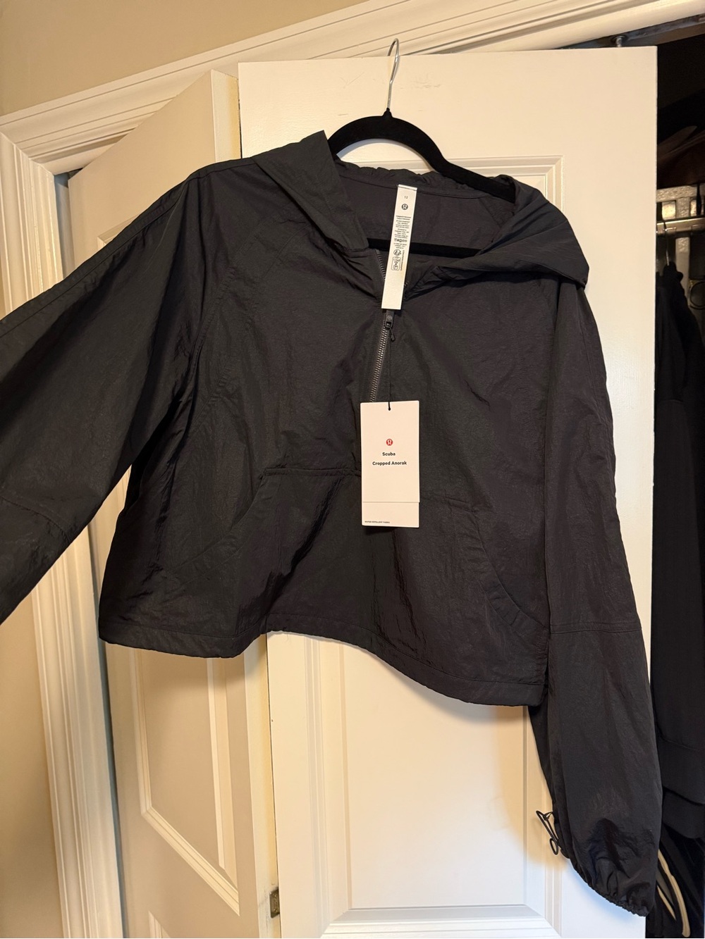 Lululemon Scuba Cropped Anorak Black